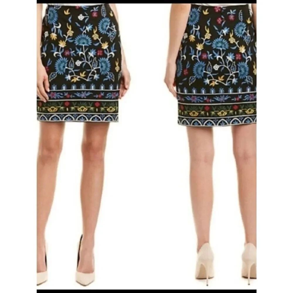 J Mclauglin Floral Embroidered Black Pencil Mini Skirt Size 4